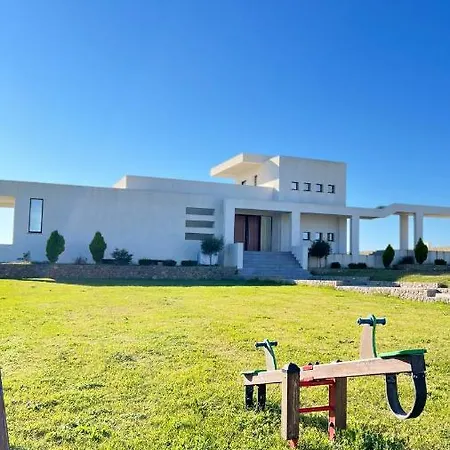 Afroditi, Corfu * Halikúnasz