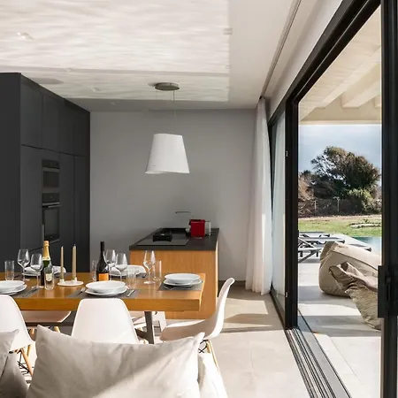 Afroditi, Corfu * Halikúnasz