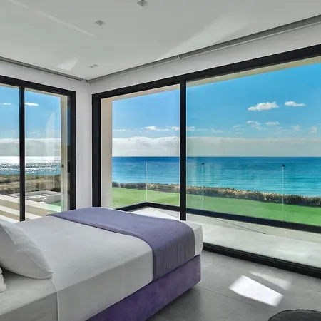 Afroditi, Corfu Χαλικούνας