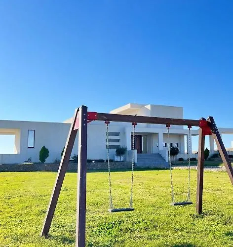 Afroditi, Corfu Villa Halikúnasz