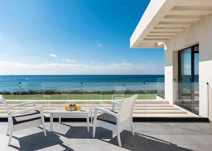 Afroditi, Corfu Villa Halikúnasz