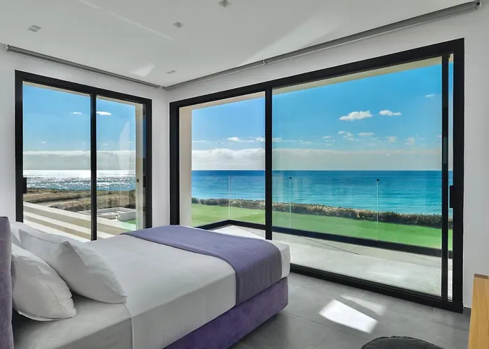 Afroditi, Corfu Halikounas